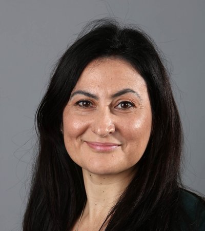 Inma Holgado-Simon 